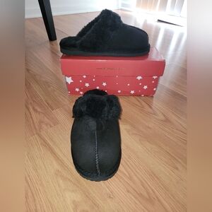 Dream Pairs Black Faux Fur Cozy Slippers 8